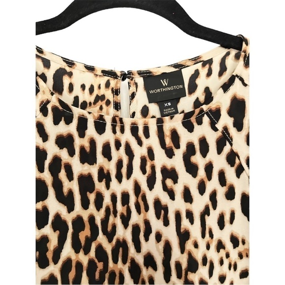 Worthington Women's Leopard Animal Print Lightweight Silky Blouse Top Size XS - Picture 2 of 7